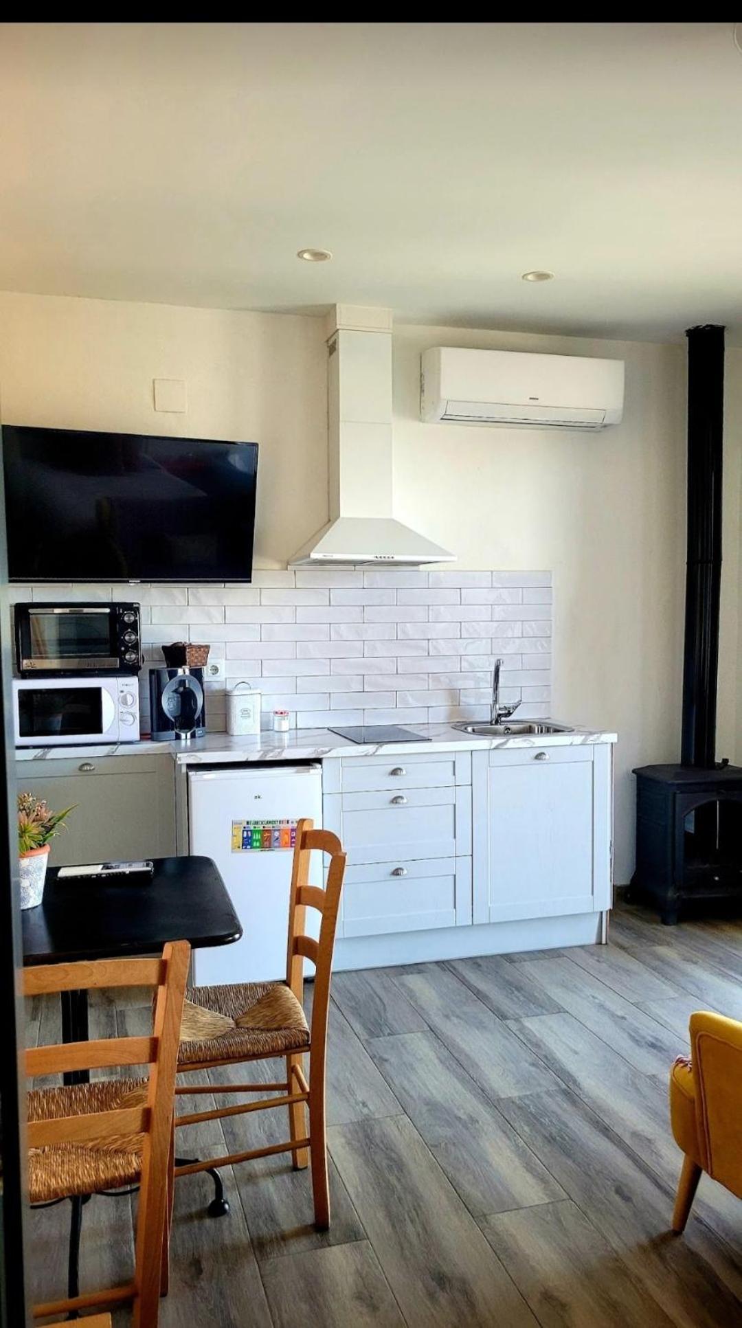 Casas Rurales Maribel - Complejo Moradas Del Cerro 2 - Suites Con Jacuzzi En Alcala Del Jucar Касас-дель-Серро Номер фото