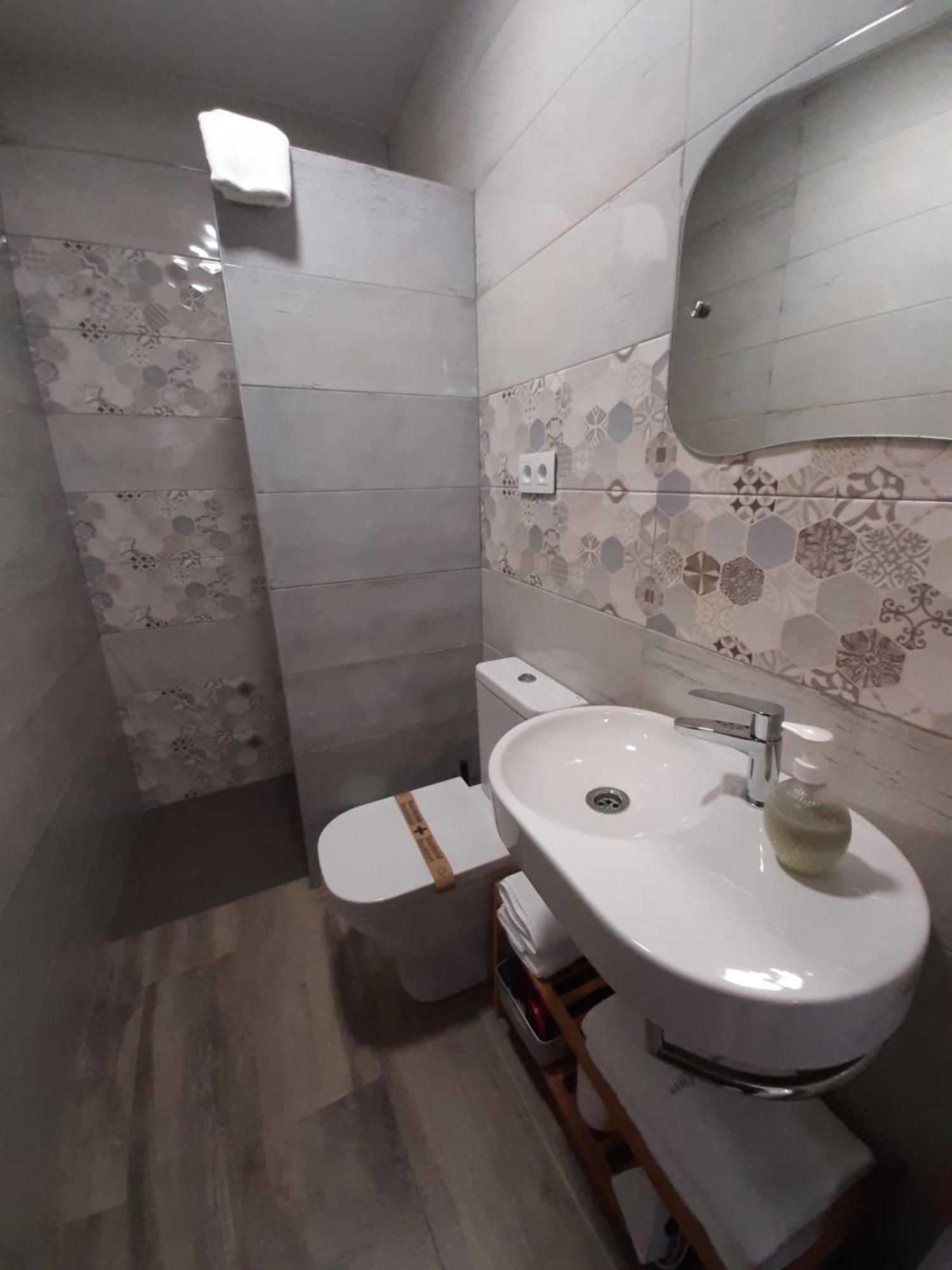 Casas Rurales Maribel - Complejo Moradas Del Cerro 2 - Suites Con Jacuzzi En Alcala Del Jucar Касас-дель-Серро Номер фото